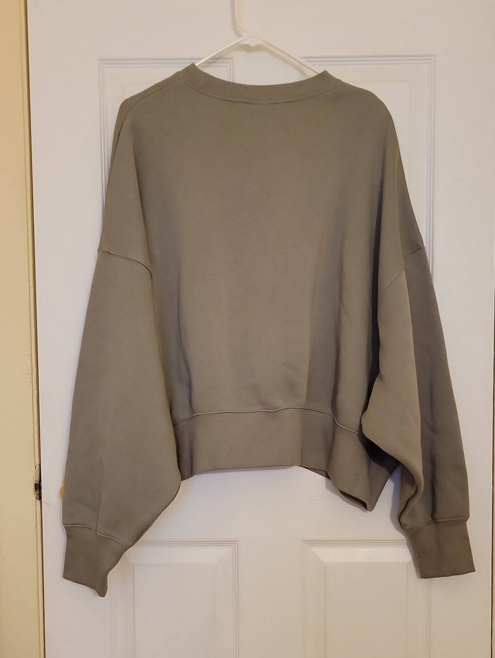 NWT Nike Sportswear Phoenix Fleece Oversized Crewneck Sweatshirt - Picture 4 of 7